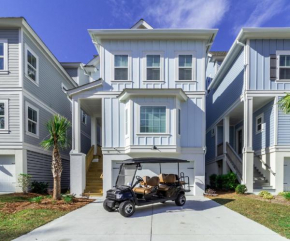 *** New 5 Bed/4 Bath Home with Elevator, Private Pool, & 6-Seater Golf Cart ***